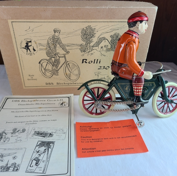 DBS Rolli 230 cyclists tin toys - Picture 1 of 16